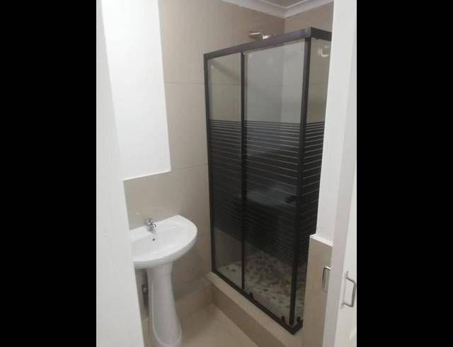 2 BEDROOM PROPERTY TO RENT IN RESERVOIR HILLS